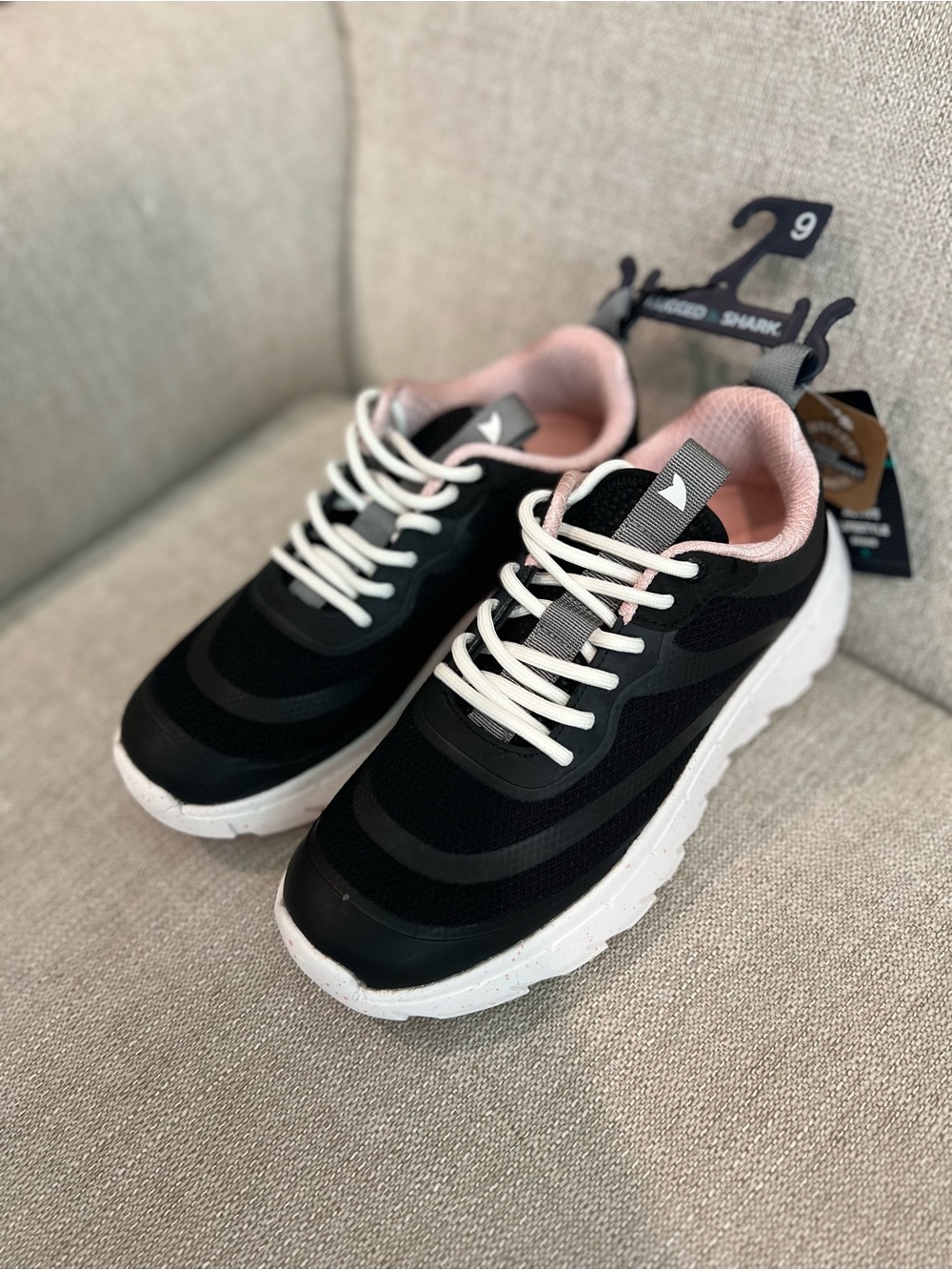 NWT Women’s Rugged Shark Black Sneakers with Pink Lining Size 9